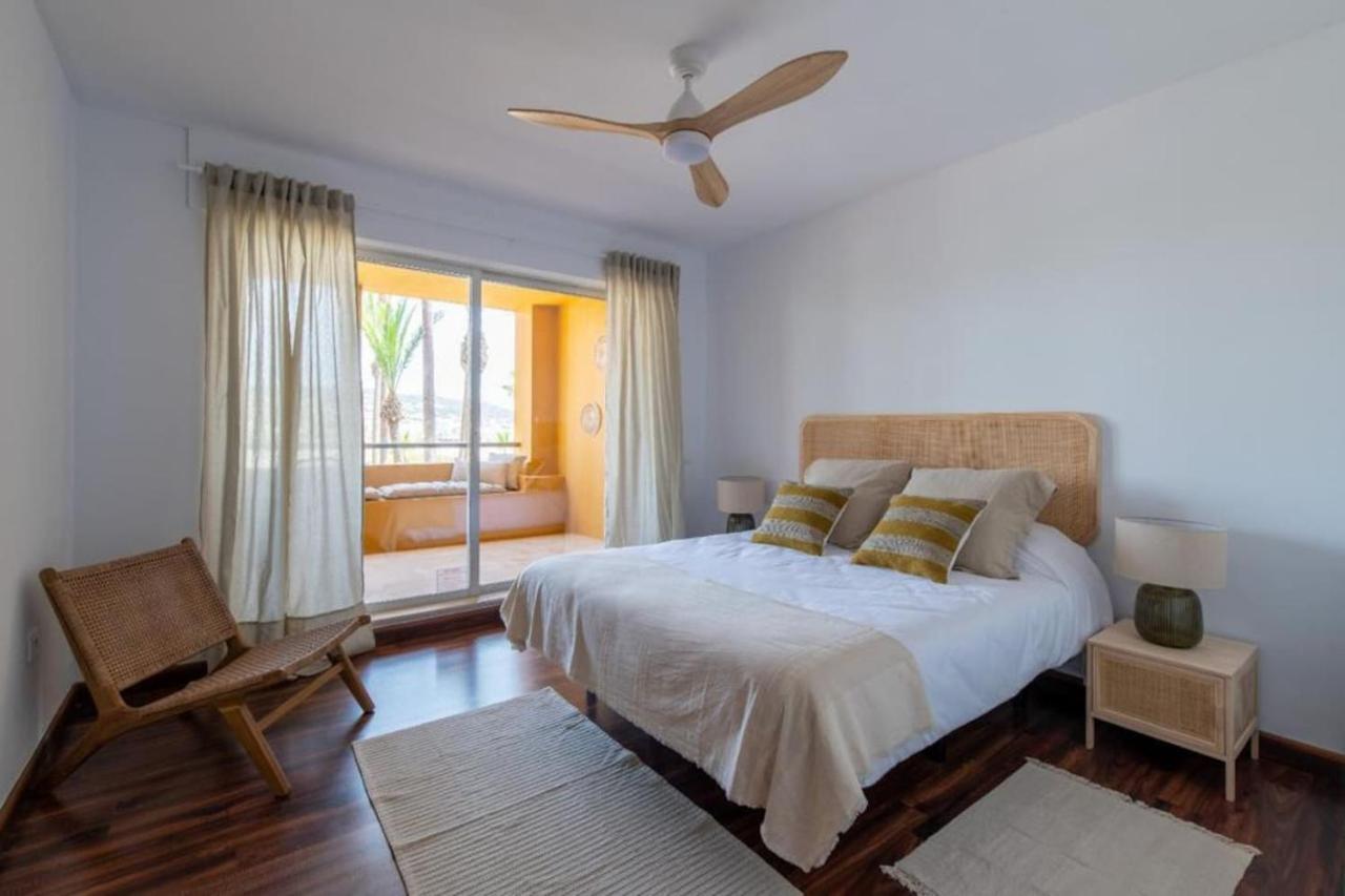 Puerto Sotogrande Con Vistas Al Mar Apartman Kültér fotó